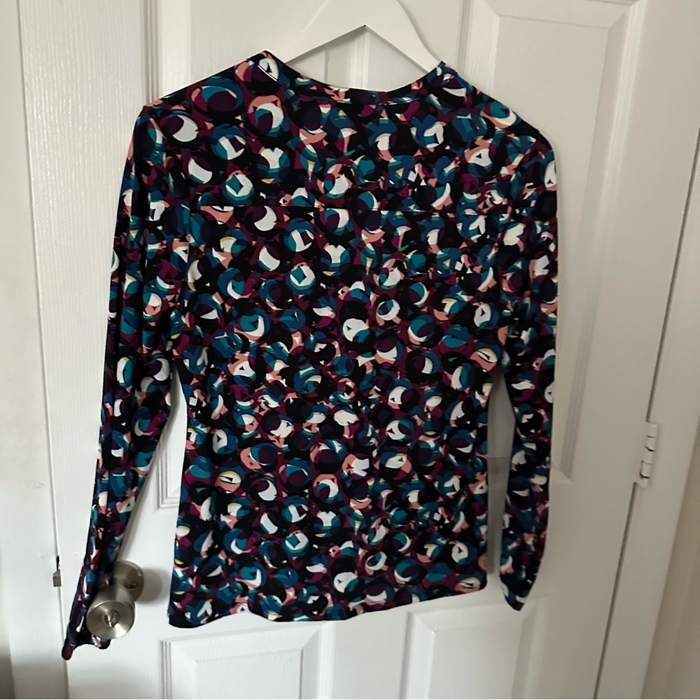 Patterned Long Sleeve Top - Picture 5 of 6